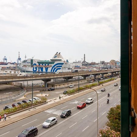 B&B Al Fronte Del Porto Genoa Exterior photo